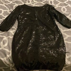 Stunning Soft Sequined Black Dress! 🖤